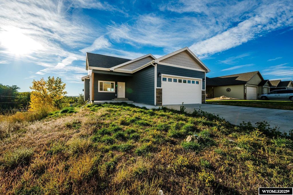 Photo of 101 Watkins Street, Buffalo, WY 82834 (MLS # 20255292)