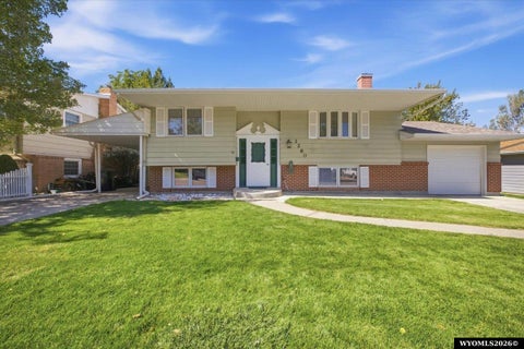 Photo of 1260 Kingsbury Drive, Casper, WY 82609 (MLS # 20264661)