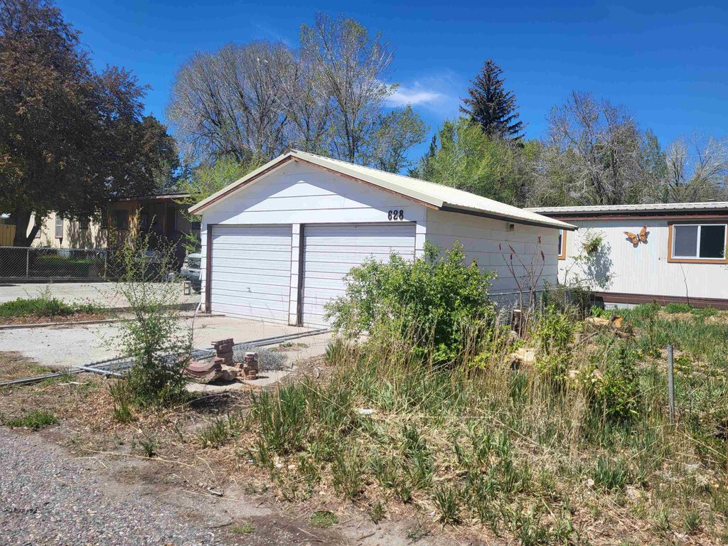 Photo of 628 Vine ST, Riverton, WY 82501 (MLS # 20262225)