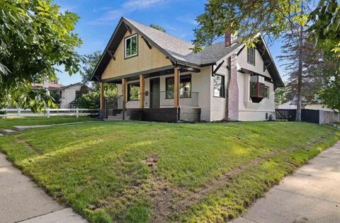 Photo of 1302 S Ash Street, Casper, WY 82601 (MLS # 20260947)