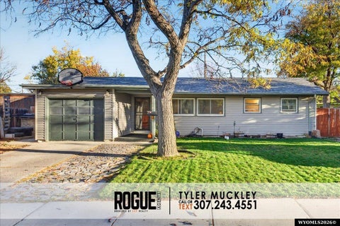 Photo of 147 Dahlia ST, Casper, WY 82604 (MLS # 20265297)