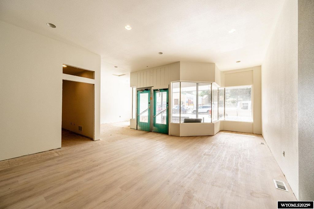 Photo of 33 N Main Street, Buffalo, WY 82834 (MLS # 20254566)