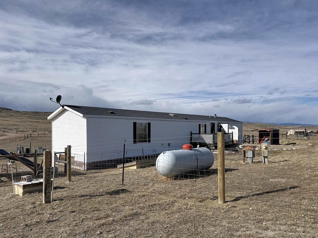 Photo of 22 Antelope Dr, Buffalo, WY 82834 (MLS # 20261009)
