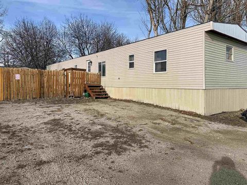 Photo of 965 W Fetterman #3 Street, Buffalo, WY 82834 (MLS # 20260144)