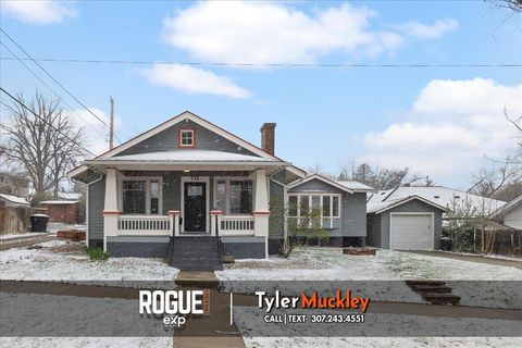 Photo of 715 Divine Ave Ave, Casper, WY 82601 (MLS # 20261459)