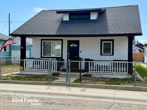Photo of 716 N Beech Street, Casper, WY 82601 (MLS # 20262156)