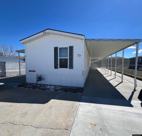 Photo of 70 Twin Creek St, Diamondville, WY 83116 (MLS # 20265356)
