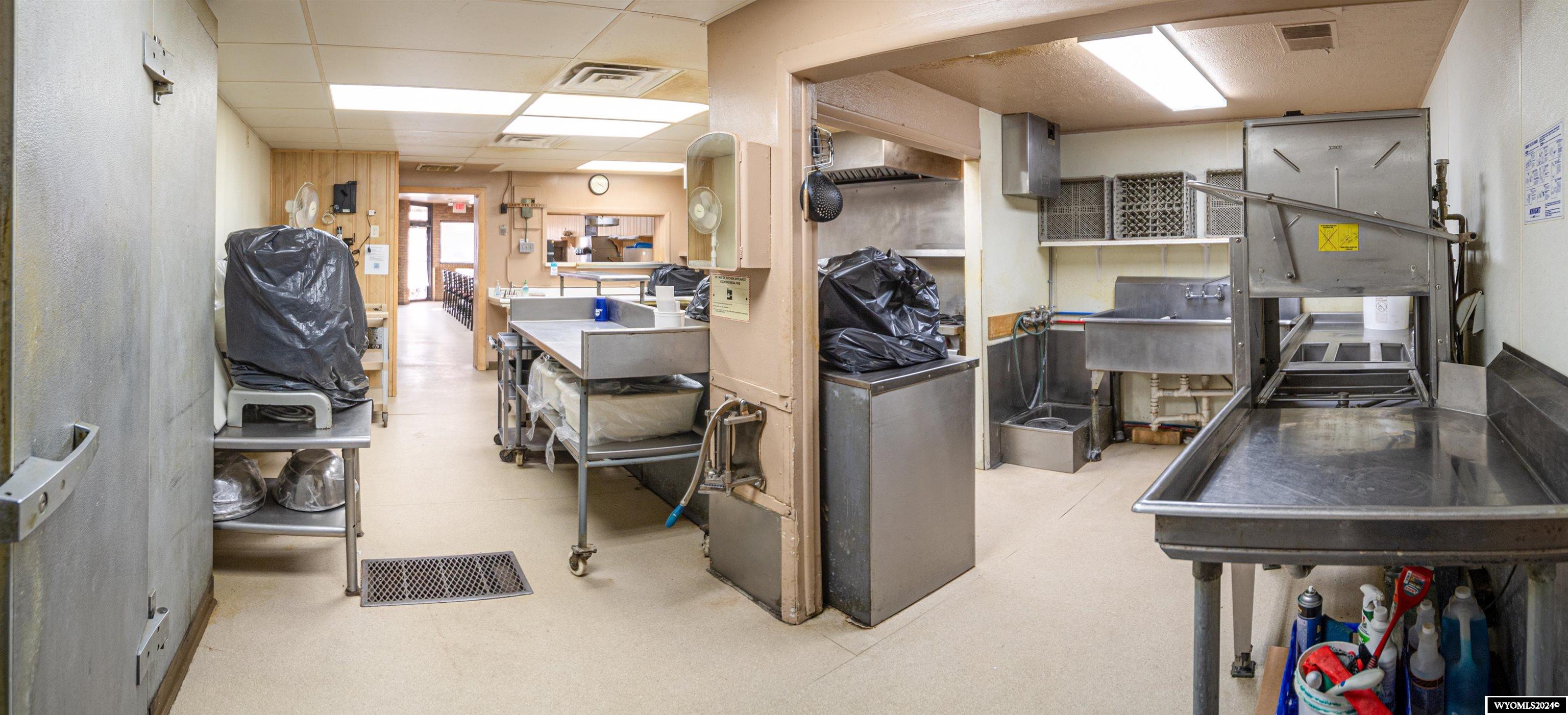 Worland, Wyoming 82401, United States, ,Commercial,Active,83088