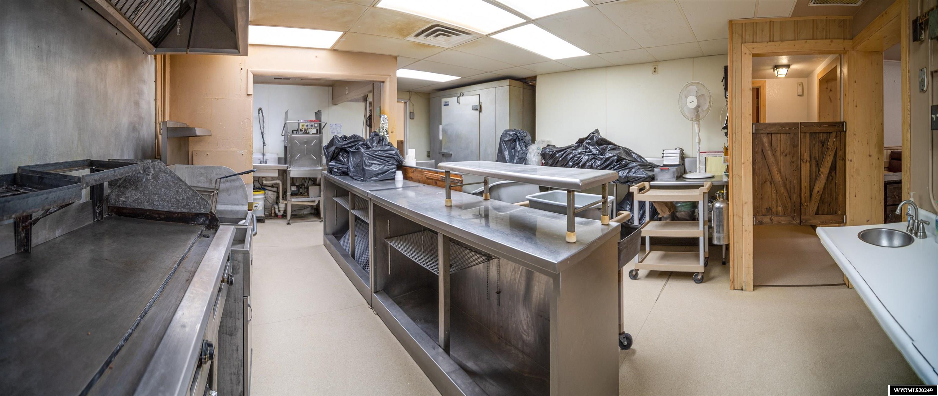 Worland, Wyoming 82401, United States, ,Commercial,Active,83088