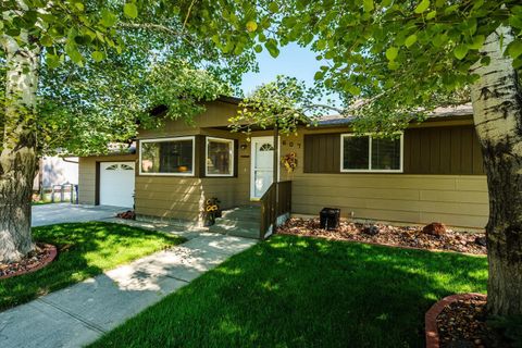 Photo of 607 Fullerton Avenue, Buffalo, WY 82834 (MLS # 20260164)