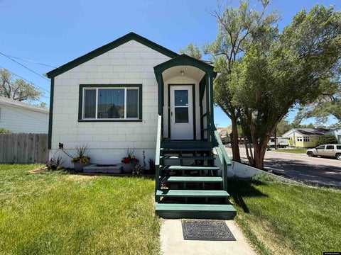 Photo of 695 W 3rd North St, Green River, WY 82935 (MLS # 20262840)