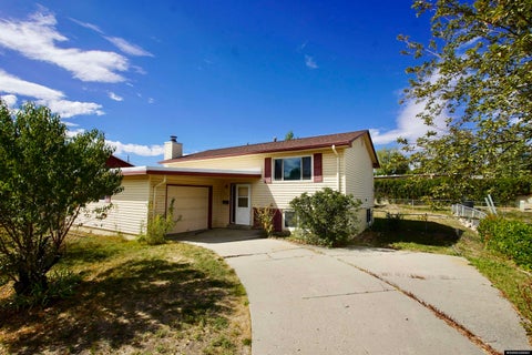 Photo of 1742 Glendale Avenue, Casper, WY 82601 (MLS # 20264791)