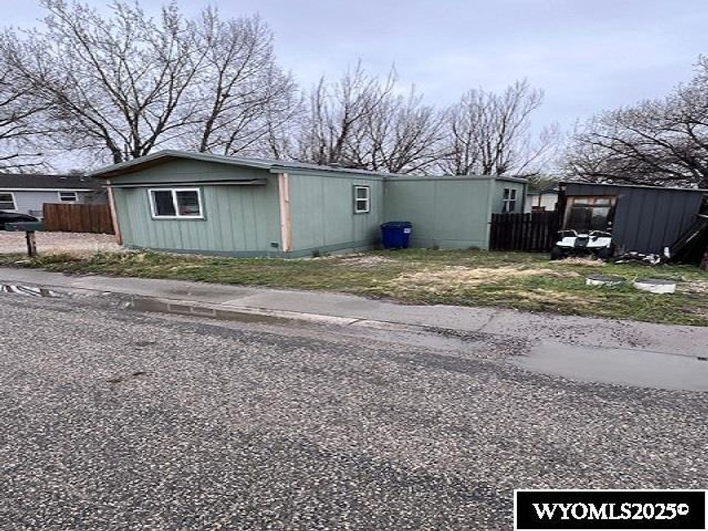 Photo of 111 Balsam Street, Buffalo, WY 82834 (MLS # 20252444)