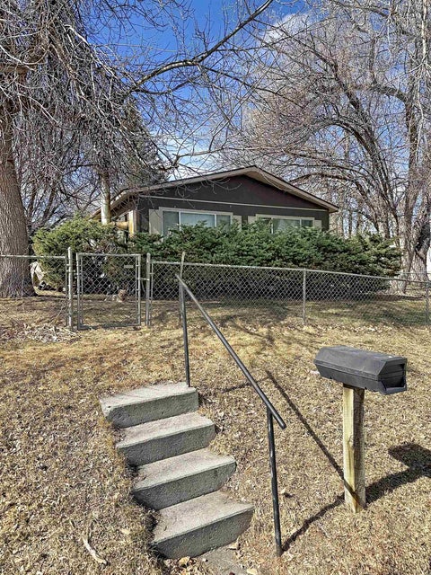 Photo of 644 S Desmet Avenue, Buffalo, WY 82834 (MLS # 20262936)