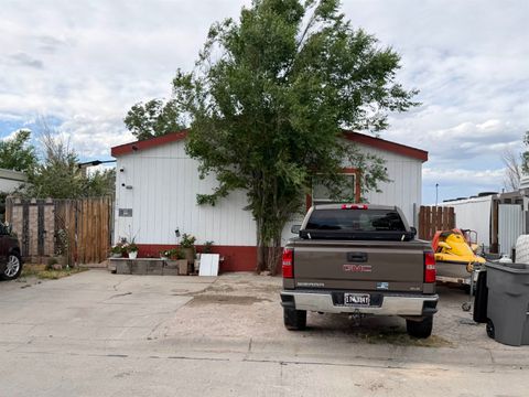 Photo of 940 Park Lane, Evansville, WY 82636 (MLS # 20262962)