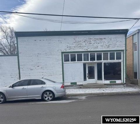 Photo of 407 B Street, Rock Springs, WY 82901 (MLS # 20256461)