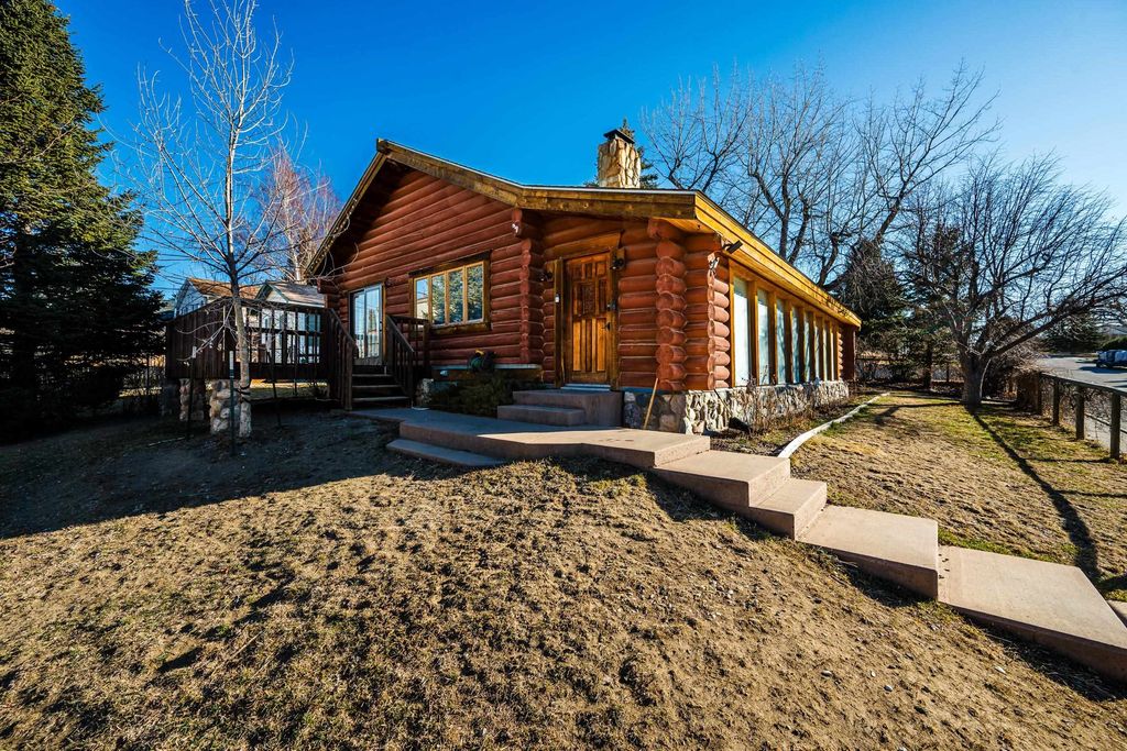 Photo of 62 S Tisdale Avenue, Buffalo, WY 82834 (MLS # 20260941)