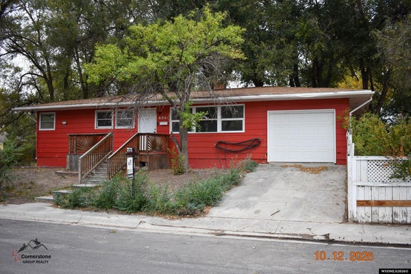 606 N 10TH ST E, RIVERTON, WY 82501 - Image 7545ea6e2fc71120184a948d92bebfa0/1614285463