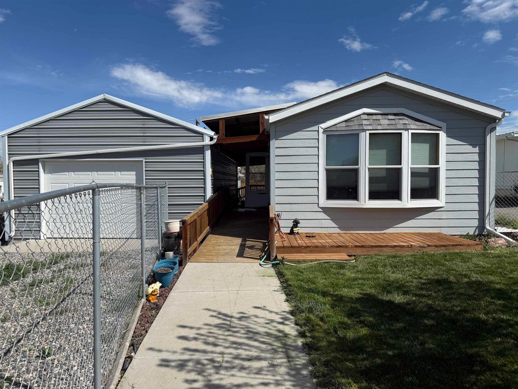 Photo of 232 E Fremont Street, Thermopolis, WY 82443 (MLS # 20262213)