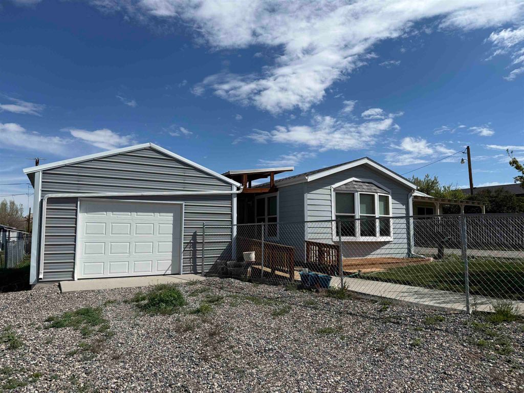 Photo of 232 E Fremont Street, Thermopolis, WY 82443 (MLS # 20262213)