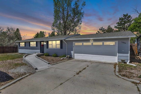 Photo of 1009 Continental Street, Rock Springs, WY 82901 (MLS # 20262981)