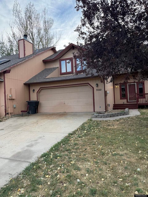 Photo of 3322 Chuckwagon Drive, Casper, WY 82604 (MLS # 20265255)