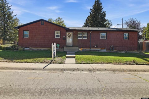 Photo of 1101 Alpine Drive, Casper, WY 82601 (MLS # 20264983)