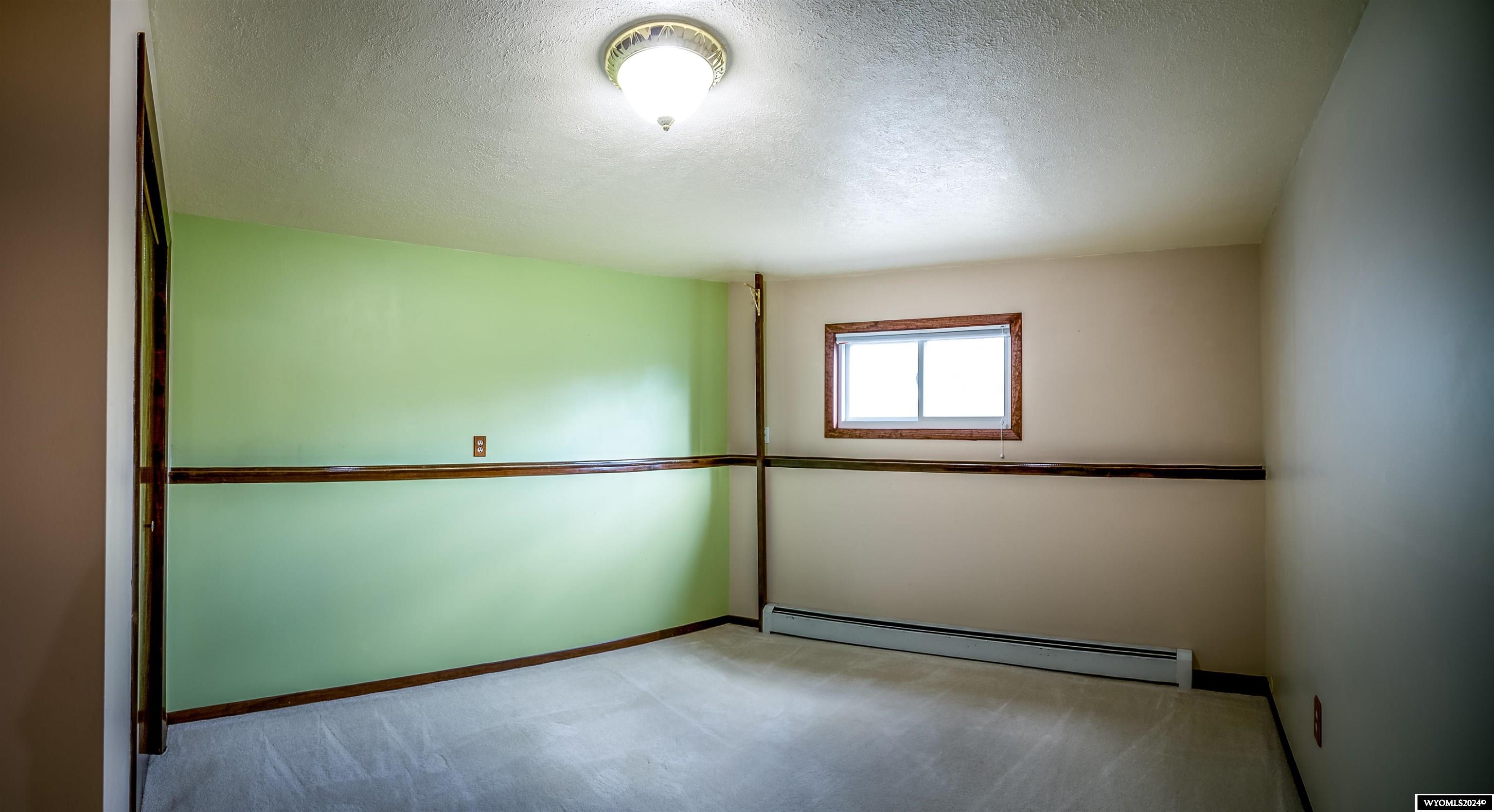 Worland, Wyoming 82401, United States, 4 Bedrooms Bedrooms, ,3 BathroomsBathrooms,Residential,Active,58629