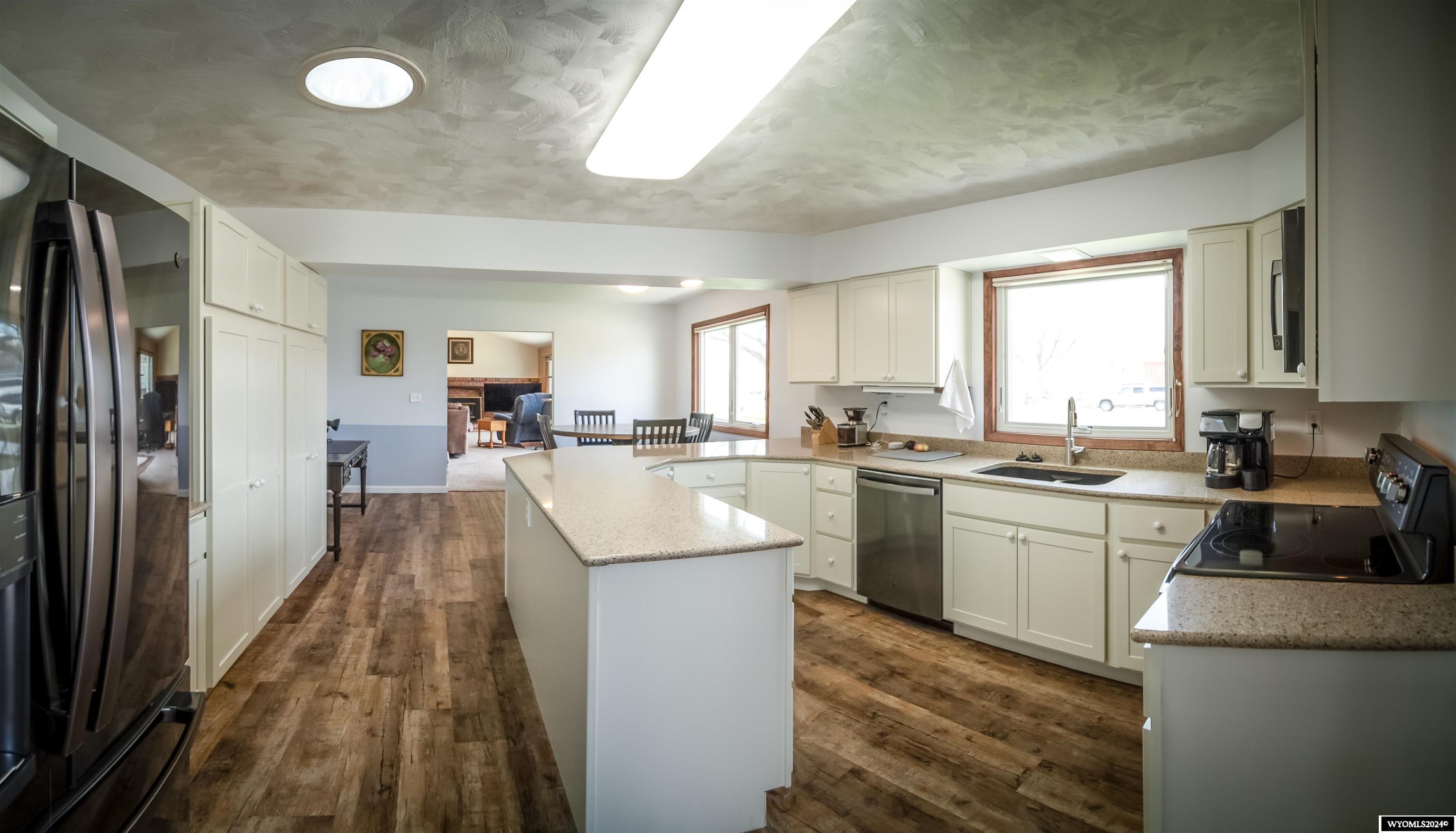 Worland, Wyoming 82401, United States, 4 Bedrooms Bedrooms, ,3 BathroomsBathrooms,Residential,Active,58629