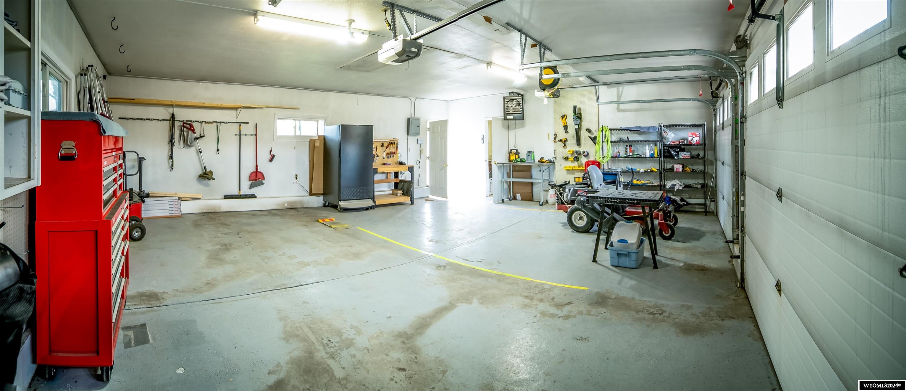 Worland, Wyoming 82401, United States, 4 Bedrooms Bedrooms, ,3 BathroomsBathrooms,Residential,Active,58629