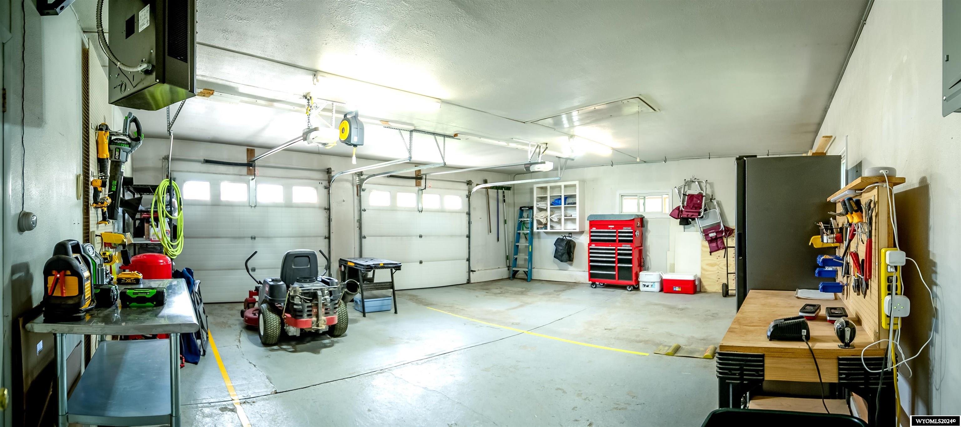 Worland, Wyoming 82401, United States, 4 Bedrooms Bedrooms, ,3 BathroomsBathrooms,Residential,Active,58629