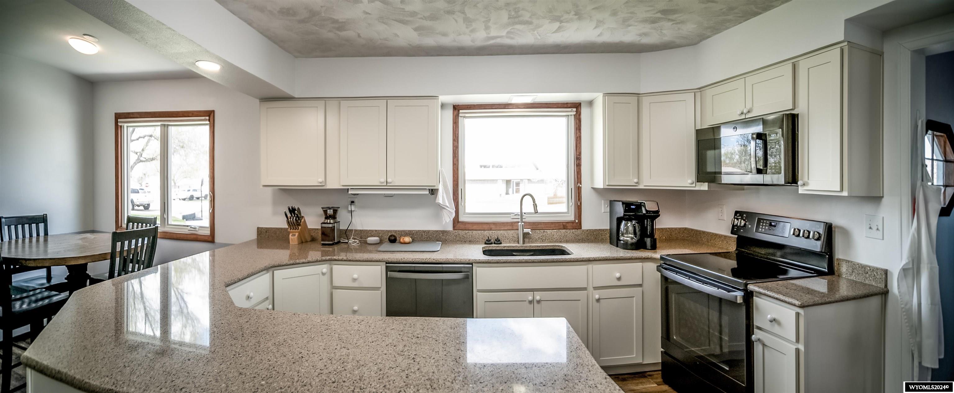 Worland, Wyoming 82401, United States, 4 Bedrooms Bedrooms, ,3 BathroomsBathrooms,Residential,Active,58629