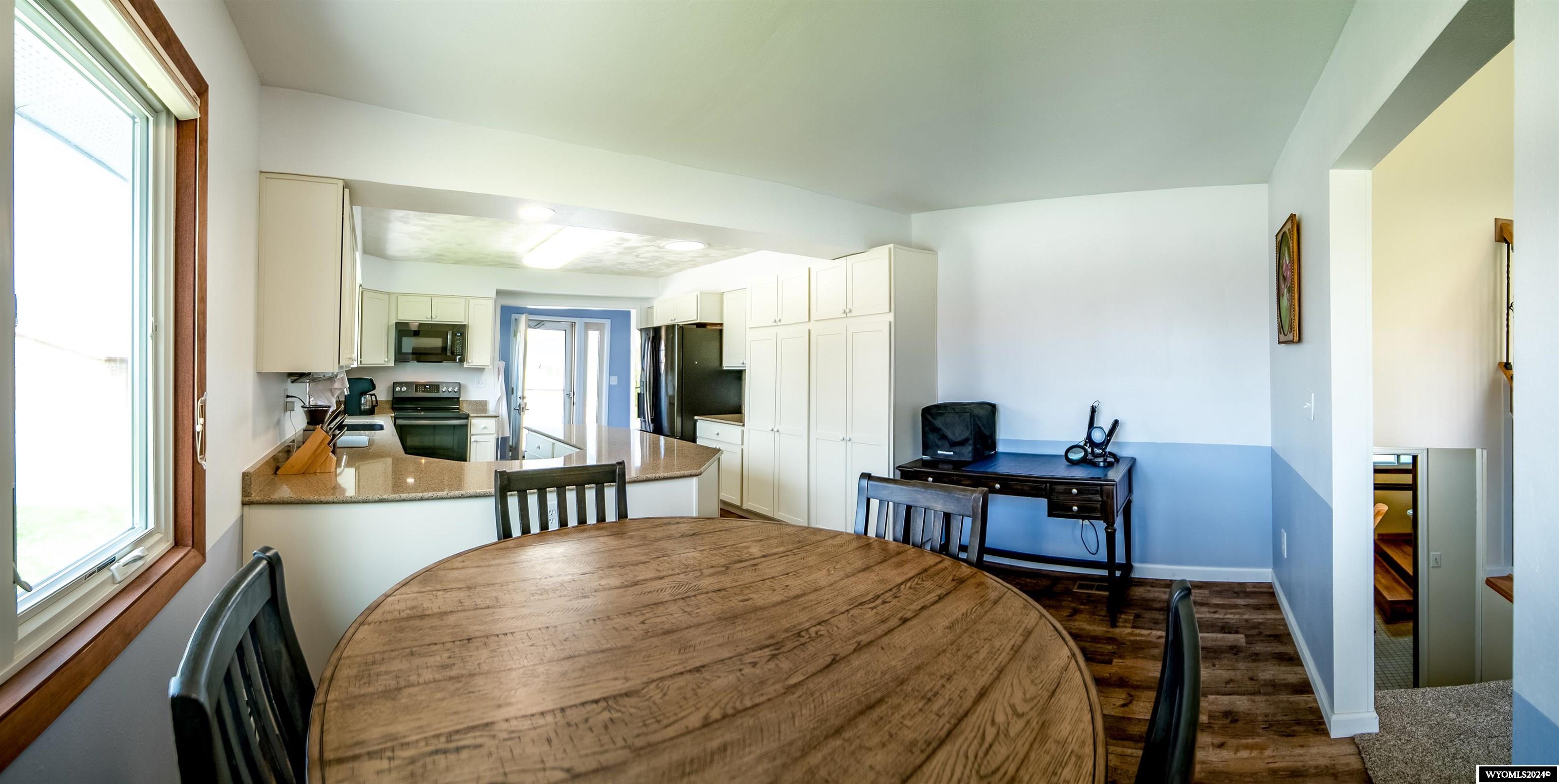 Worland, Wyoming 82401, United States, 4 Bedrooms Bedrooms, ,3 BathroomsBathrooms,Residential,Active,58629