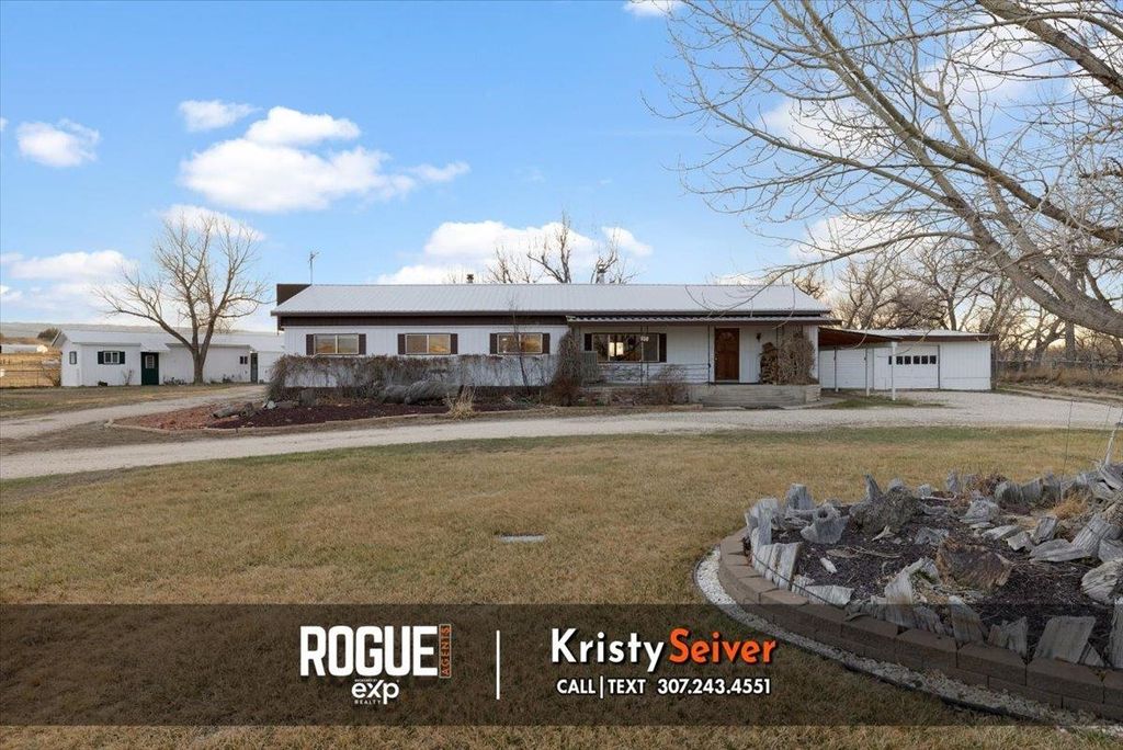 Photo of 650 Happy Glen Lane, Evansville, WY 82636 (MLS # 20261366)