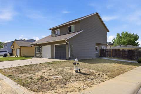 Photo of 946 Fulton Street, Mills, WY 82644 (MLS # 20263036)