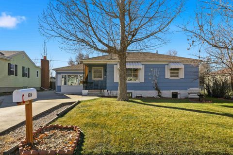 Photo of 1714 Westridge Way, Casper, WY 82604 (MLS # 20261147)