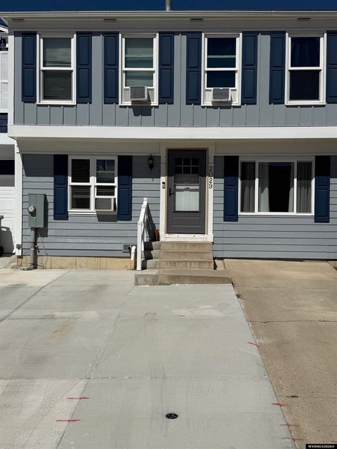 Photo of 2029 Fillmore Avenue, Rock Springs, WY 82901 (MLS # 20265360)
