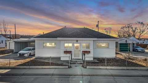 Photo of 1304 9th Street, Rock Springs, WY 82901 (MLS # 20260268)