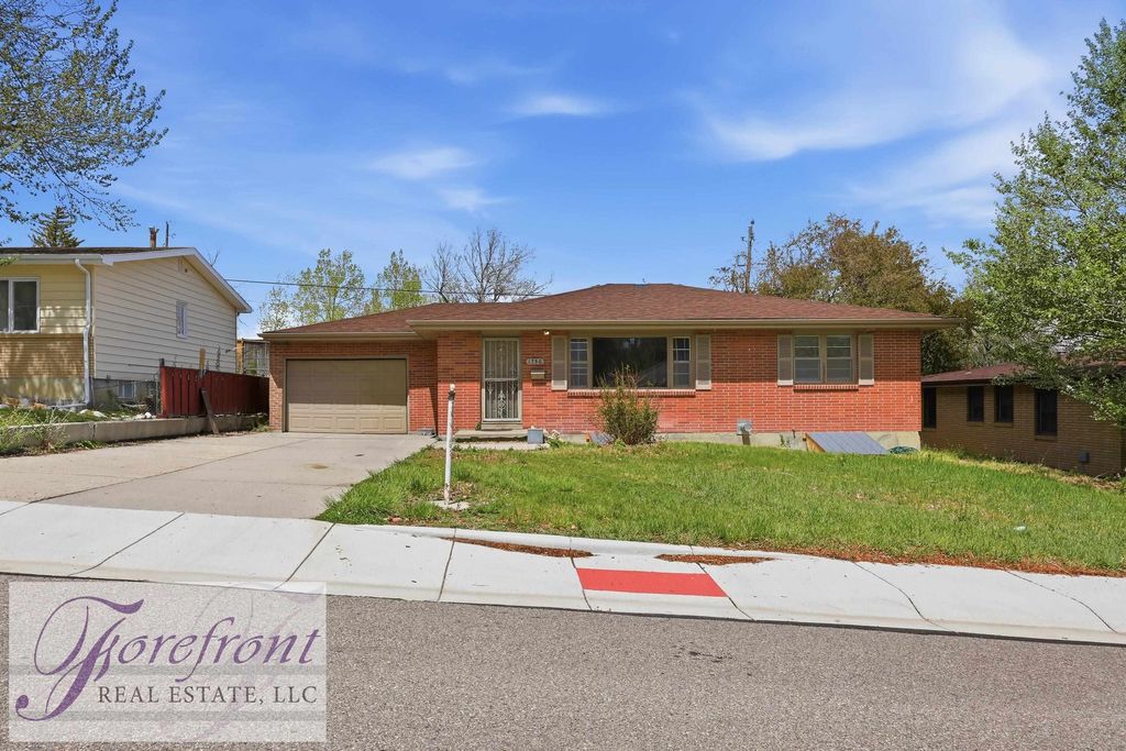Photo of 1750 Mariposa Boulevard, Casper, WY 82604 (MLS # 20262219)