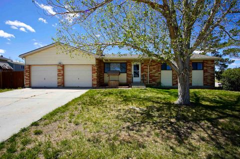 Photo of 2010 S Beverly Street, Casper, WY 82601 (MLS # 20262145)