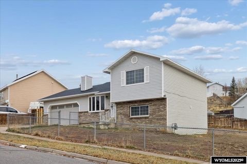 Photo of 193 Southridge Road, Evanston, WY 82930 (MLS # 20256162)