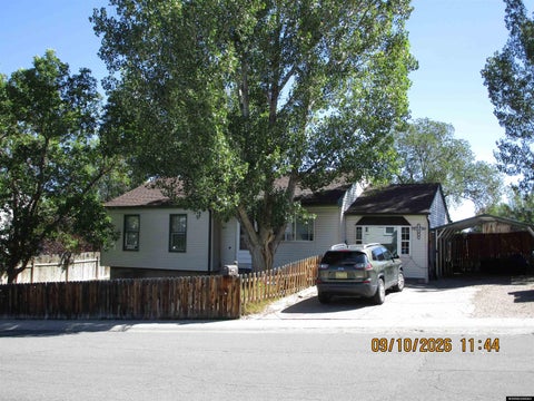 Photo of 1800 Iowa Circle, Green River, WY 82935 (MLS # 20264586)