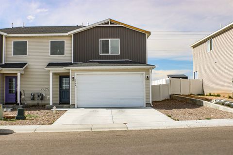 Photo of 1104 Tulip Dr, Rock Springs, WY 82901 (MLS # 20262465)