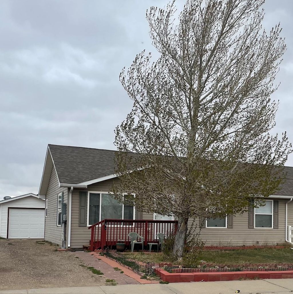 Photo of 919 Locust St, Rawlins, WY 82301 (MLS # 20261861)