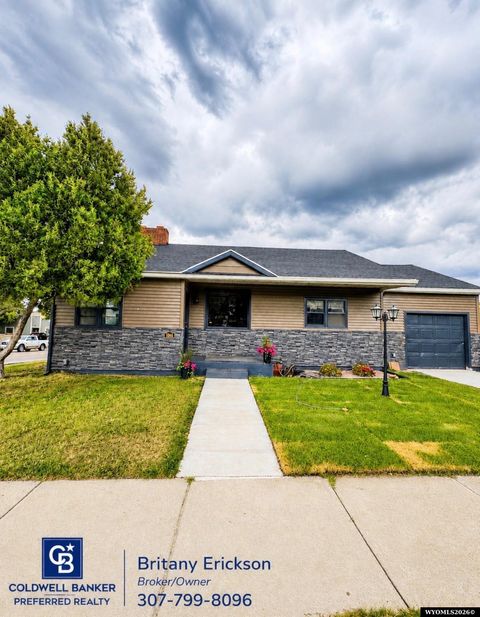 Photo of 1048 Sage St, Evanston, WY 82930 (MLS # 20263275)