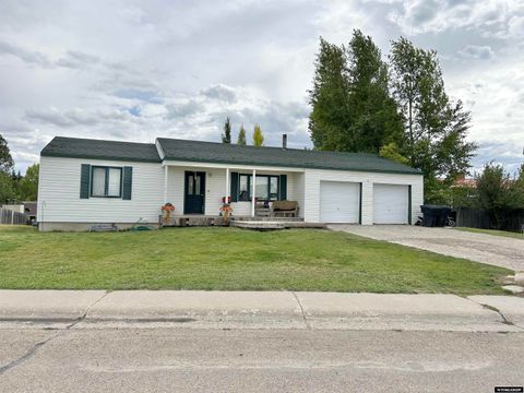Photo of 1002 Sorensen Drive, Kemmerer, WY 83101 (MLS # 20255049)