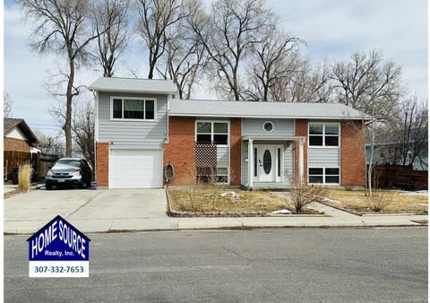 Photo of 1009 Sherry Drive, Riverton, WY 82501 (MLS # 20261178)