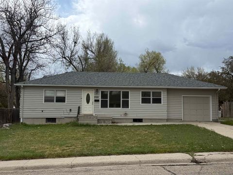 Photo of 2929 E 3rd Street, Casper, WY 82609 (MLS # 20262329)