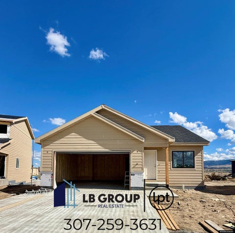 Photo of 4558 Shale Circle, Mills, WY 82644 (MLS # 20262384)