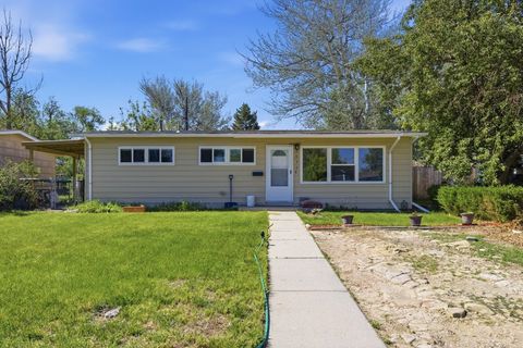 Photo of 3075 Indiana Avenue, Casper, WY 82609 (MLS # 20262693)